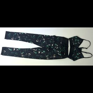 Fitted workout set- sports bra and leggings